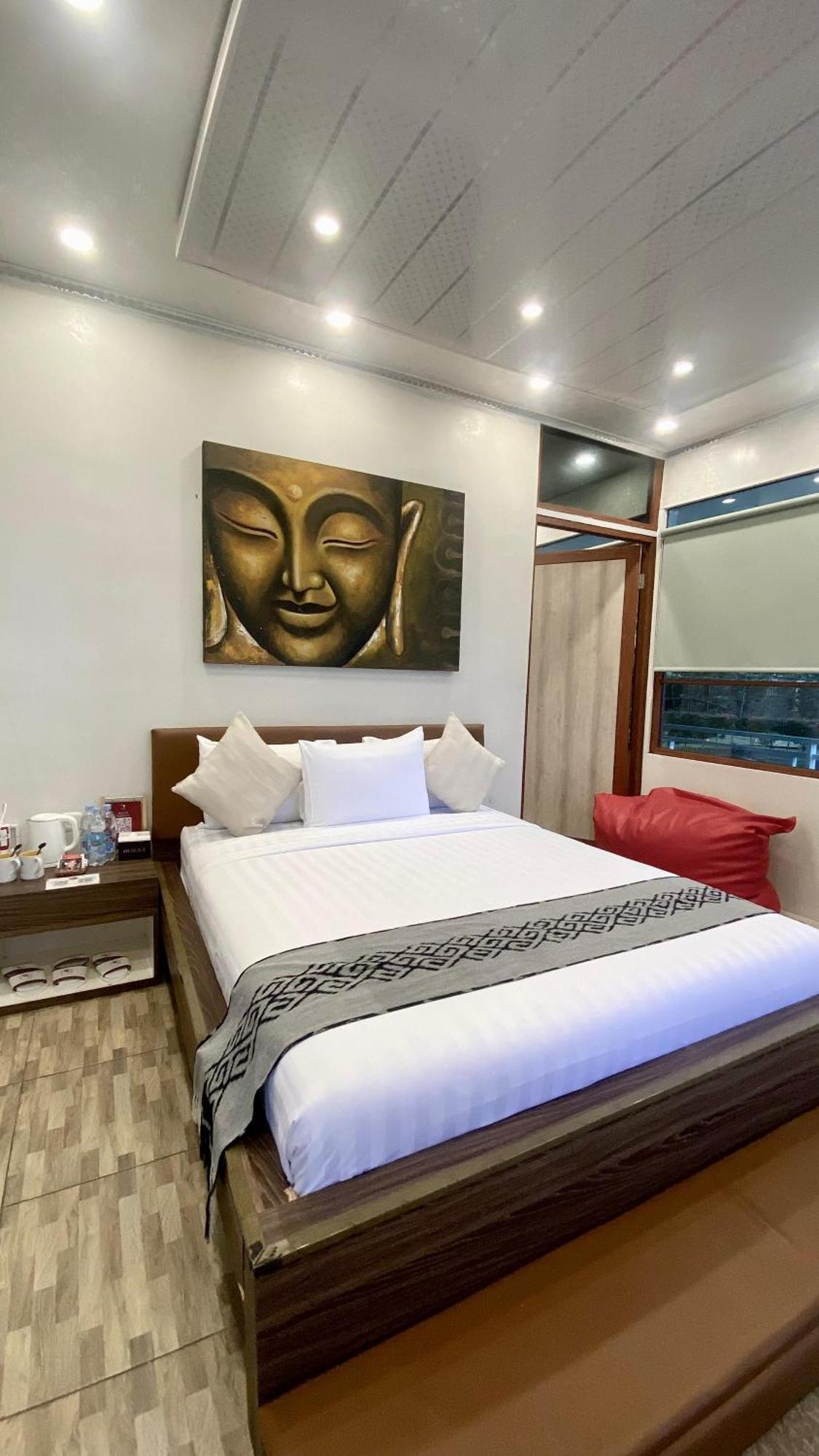 De Pointe Resort & Resto Campaka Luaran gambar